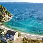 Apartments Mateo - By The Beach;